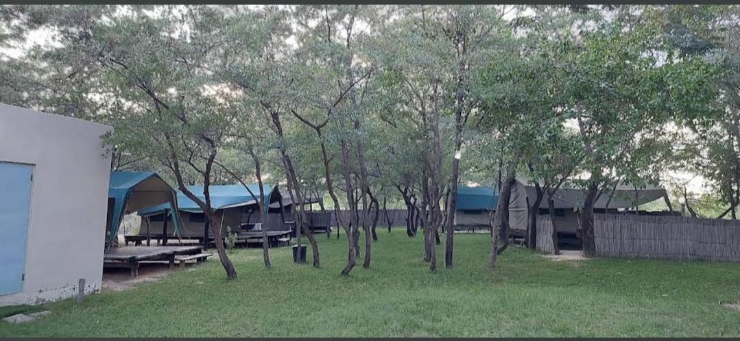 Camp Hogo Kavango Rundu Exteriér fotografie